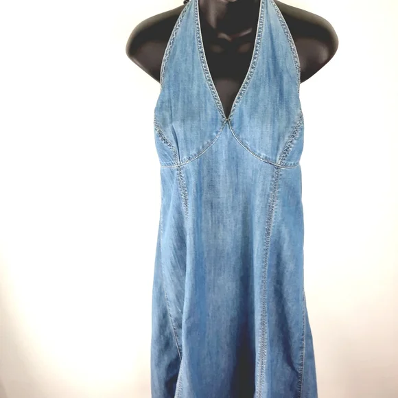 ❤️ Stunning Blue Denim 70,s HalterSummer  Dress - Picture 5 of 13